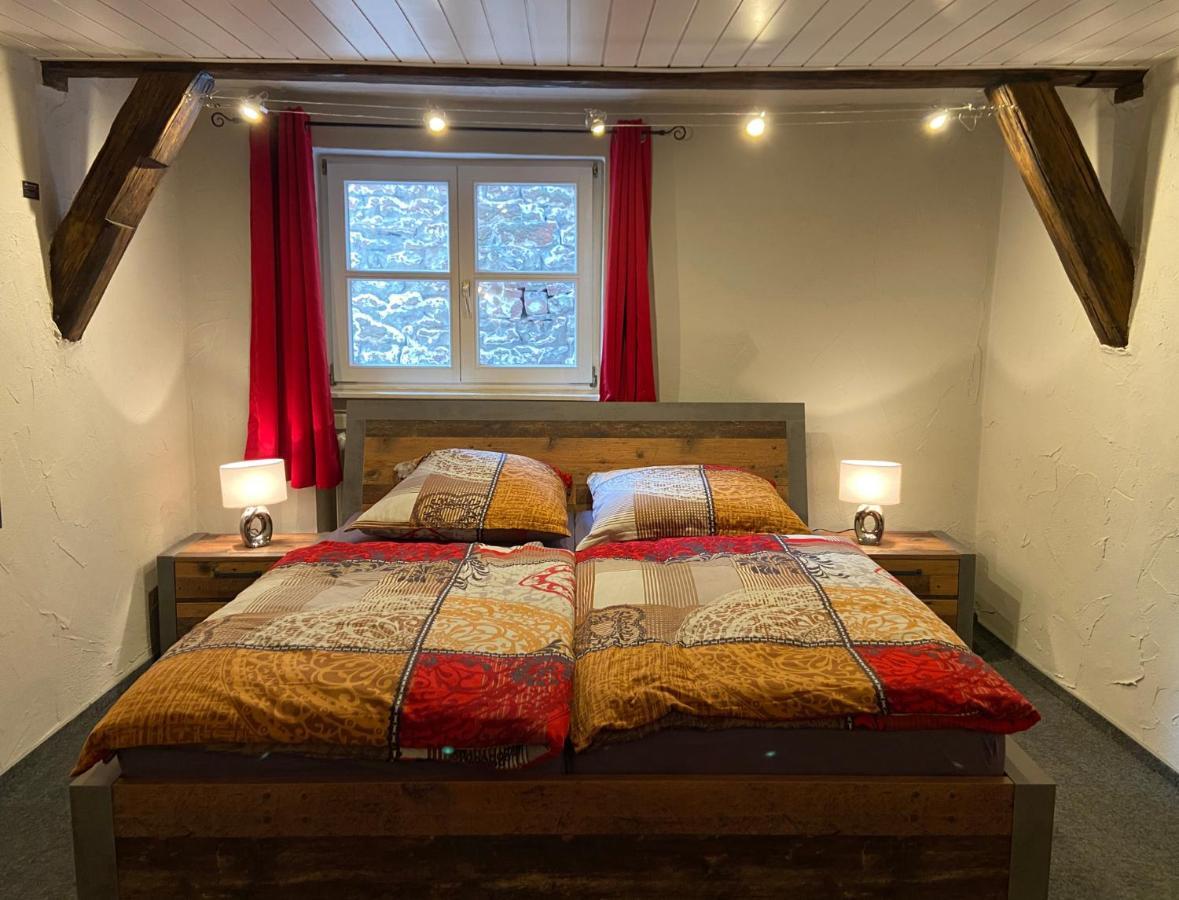 Appartement Schlossberg, Gasthaus Hirsch Гіршгорн Екстер'єр фото